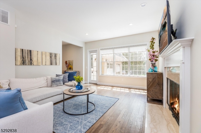 Christopher Court - Residential