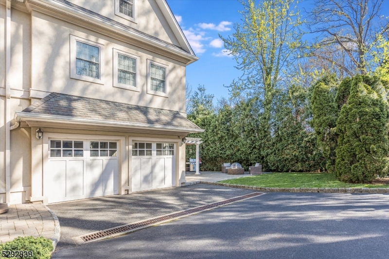 Christopher Court - Residential