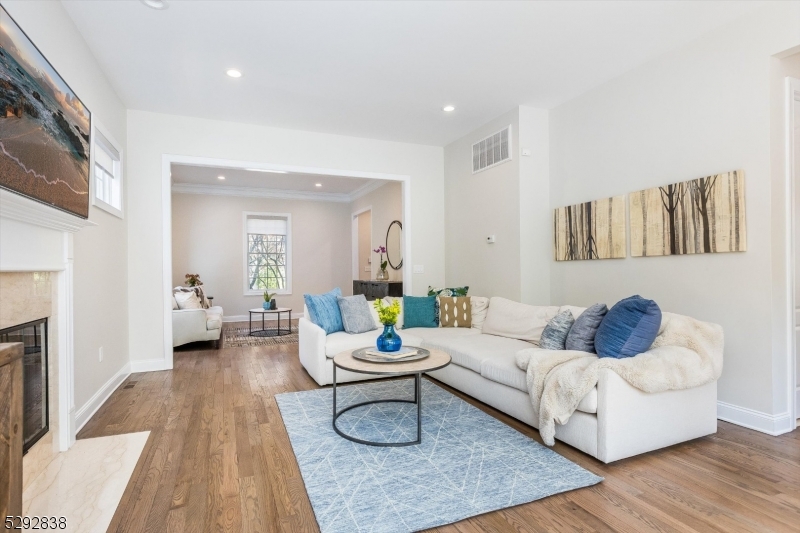 Christopher Court - Residential