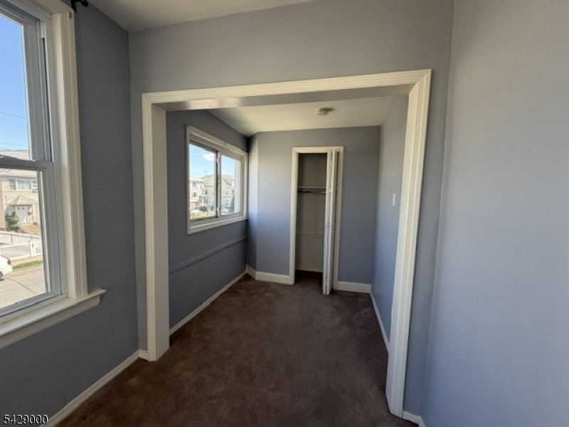 Elmora - Residential Lease