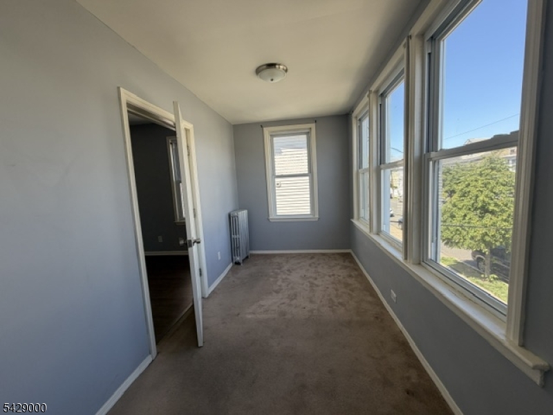 Elmora - Residential Lease