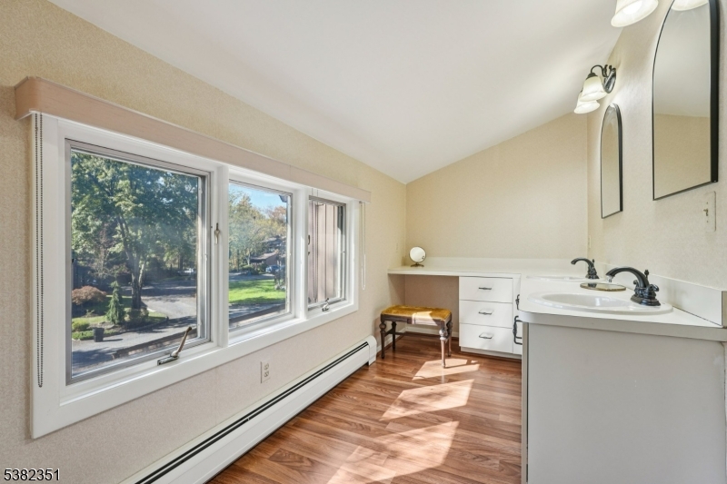 Valley Ponds - Residential