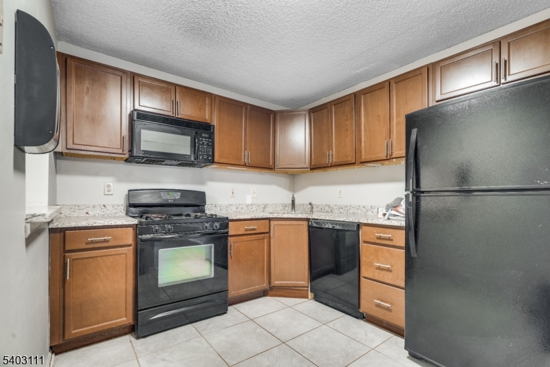 Common Elements - Residential Lease