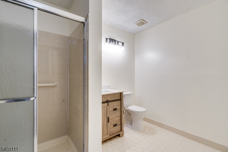 Common Elements - Residential Lease