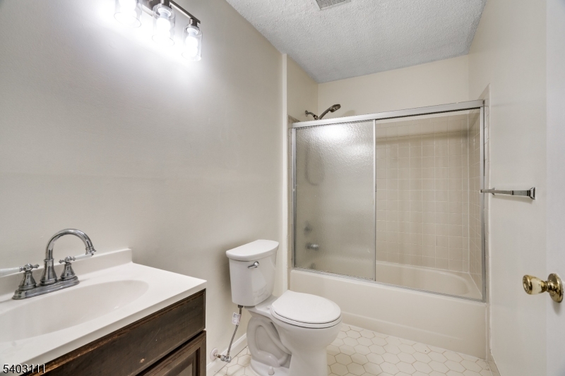 Common Elements - Residential Lease