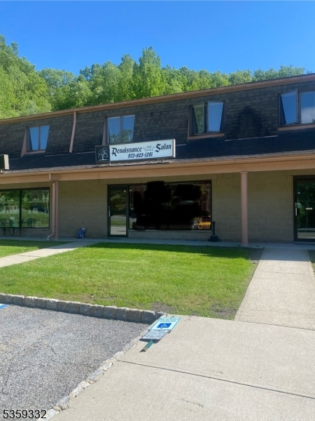 Hardyston Plaza - Commercial Lease