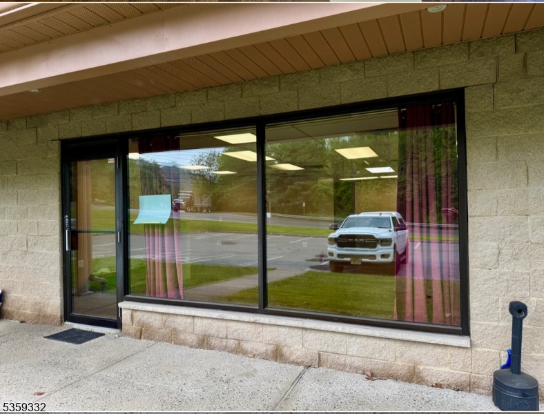 Hardyston Plaza - Commercial Lease