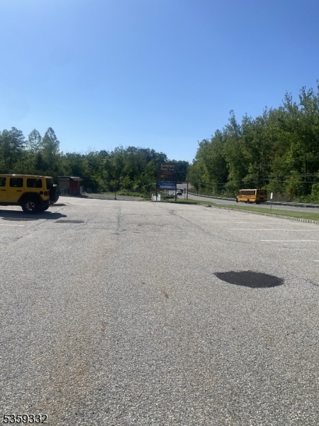 Hardyston Plaza - Commercial Lease