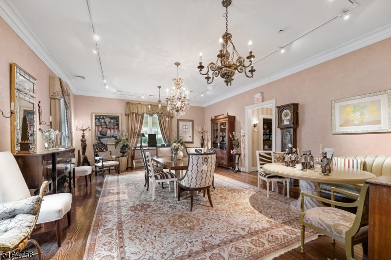 The Country Mile - Commercial Sale