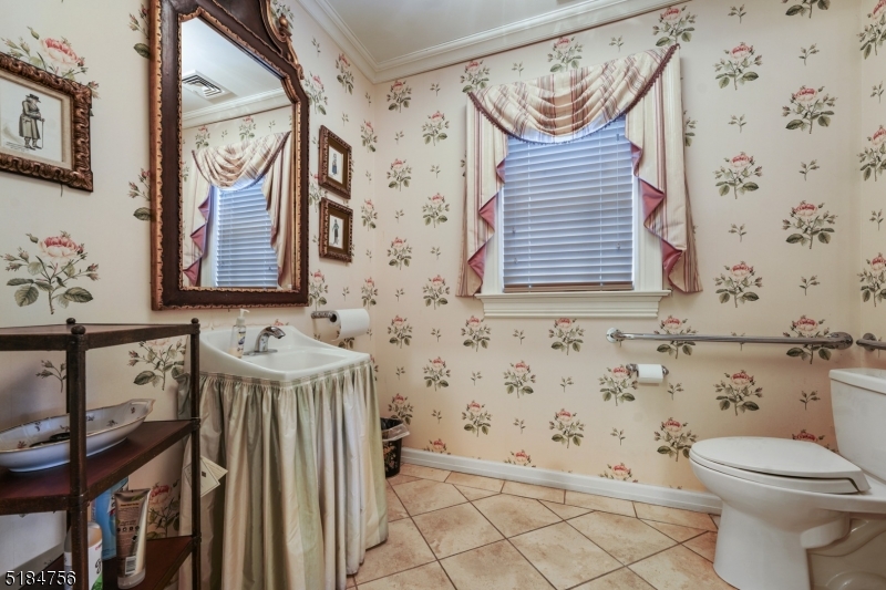 The Country Mile - Commercial Sale