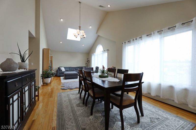 ATHENIA - Residential