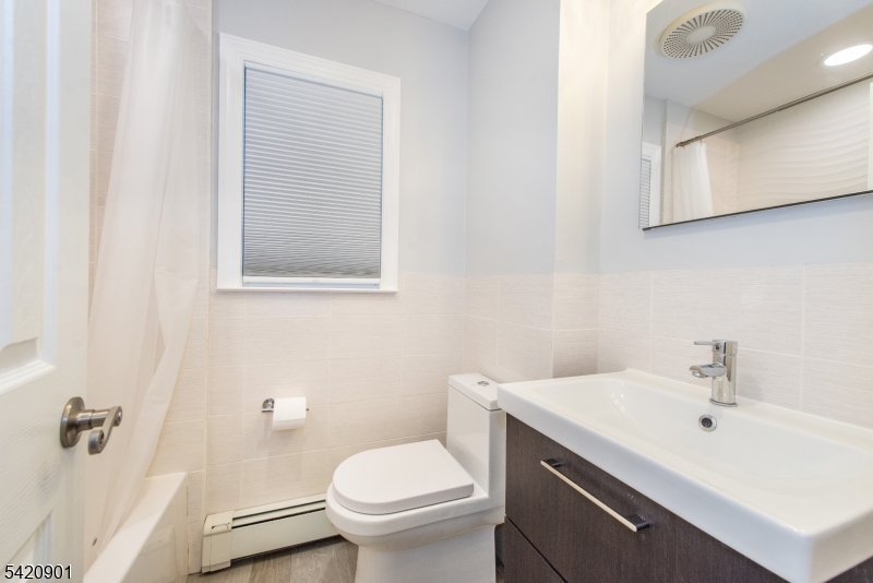 Uptown - Residential Income