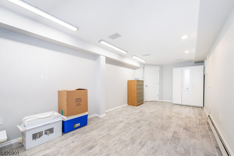 Uptown - Residential Income