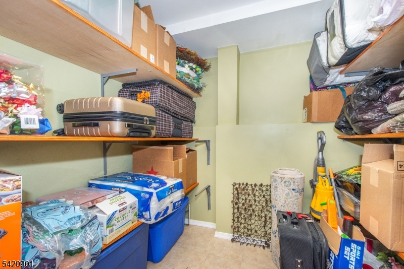 Uptown - Residential Income