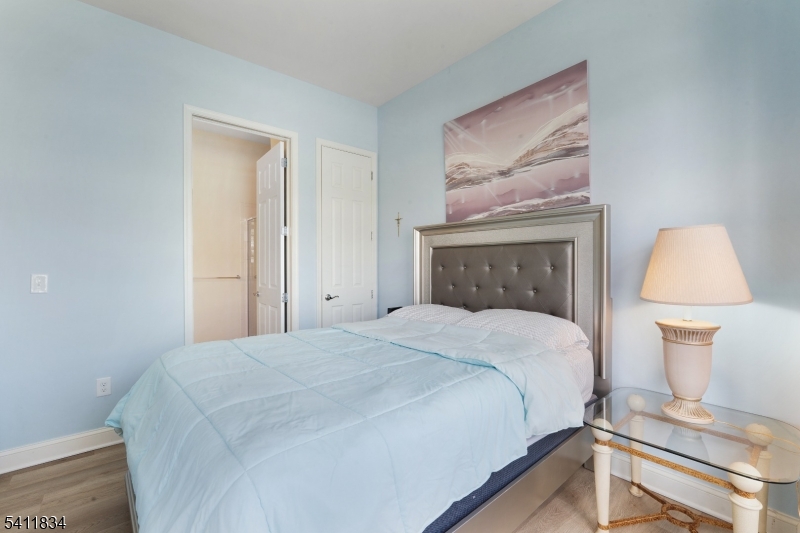 Delaware Crossing - Residential