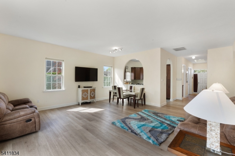 Delaware Crossing - Residential