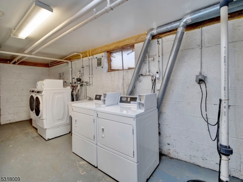 Mountain Club - Residential Lease