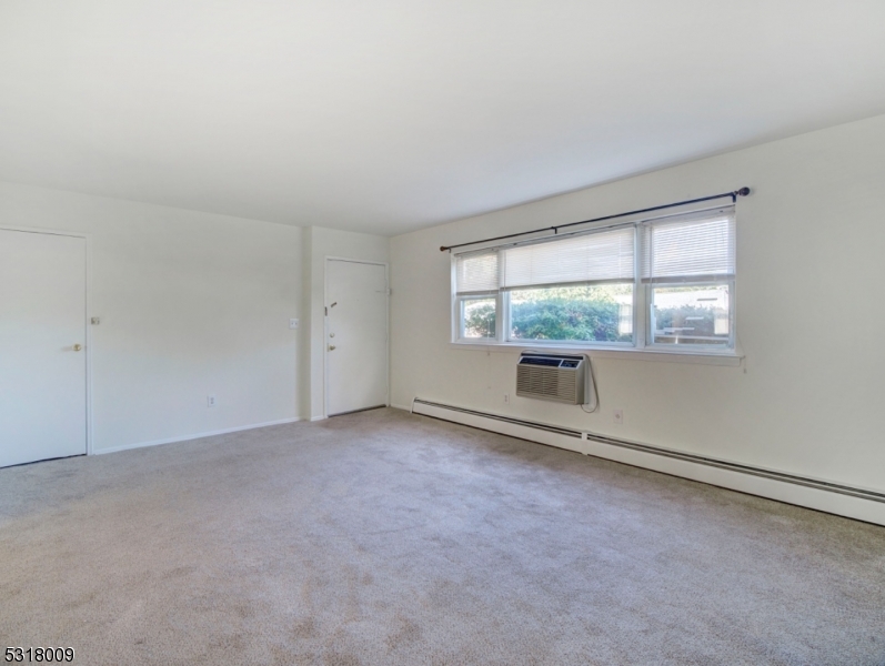 Mountain Club - Residential Lease