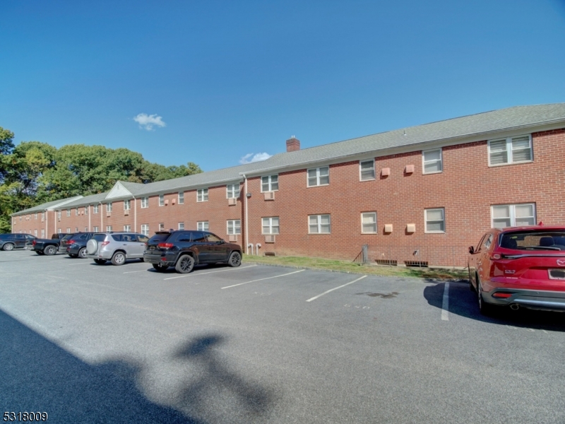 Mountain Club - Residential Lease