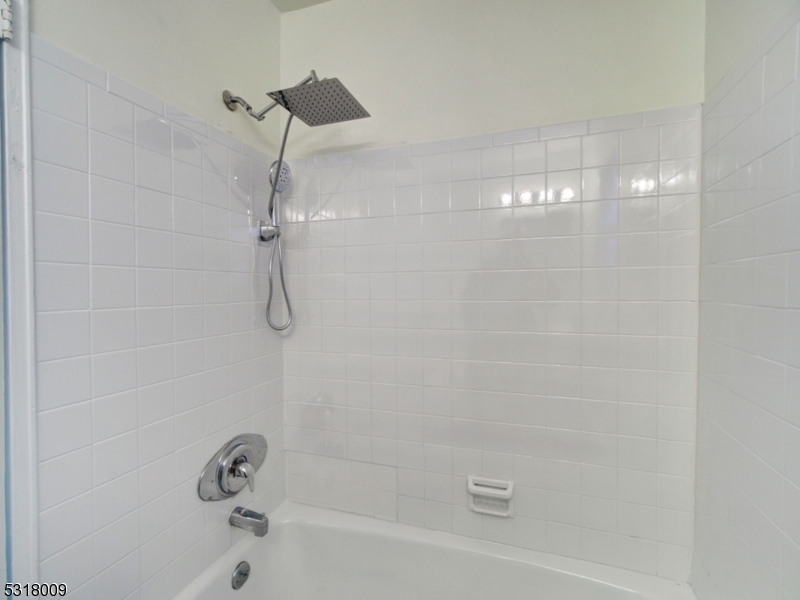 Mountain Club - Residential Lease