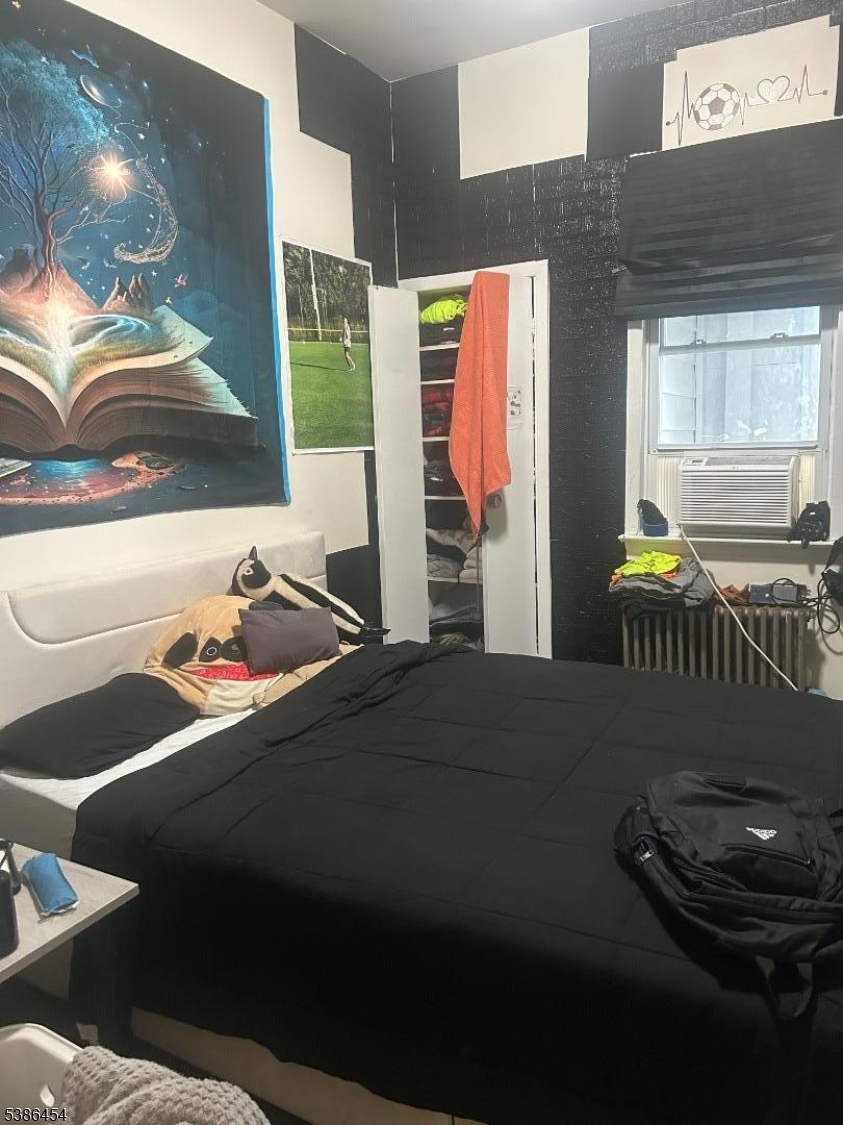 Silver Lake Station - Residential Income