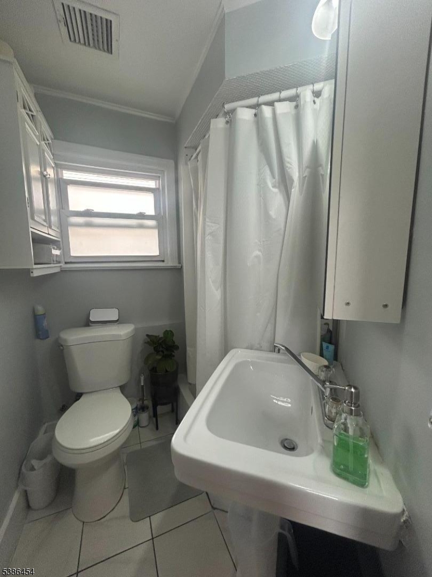 Silver Lake Station - Residential Income