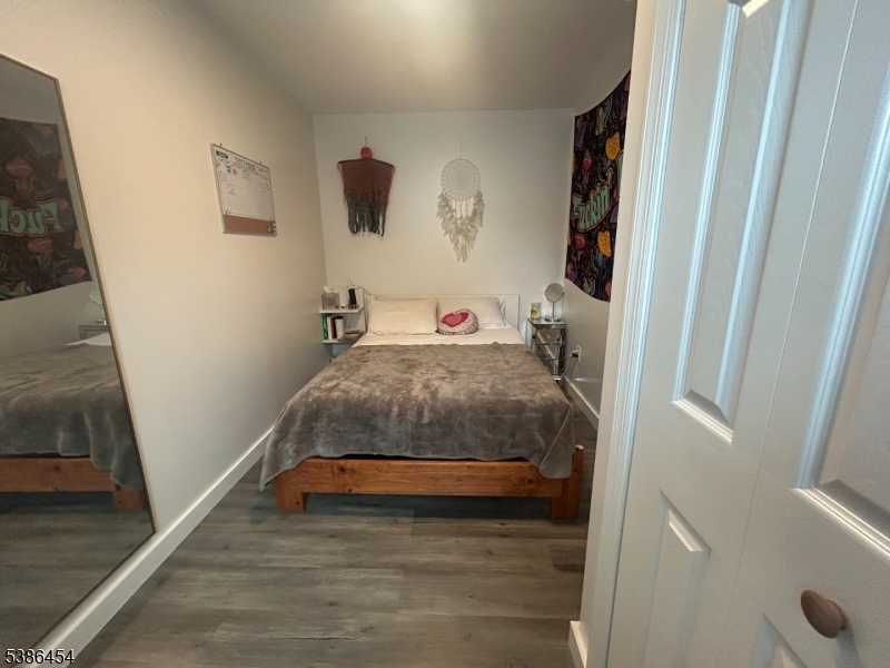 Silver Lake Station - Residential Income