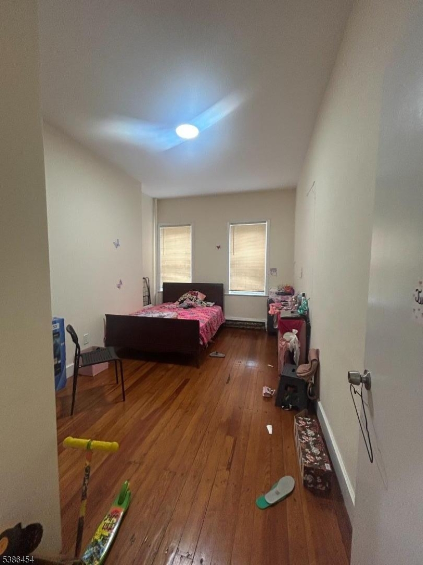 Silver Lake Station - Residential Income