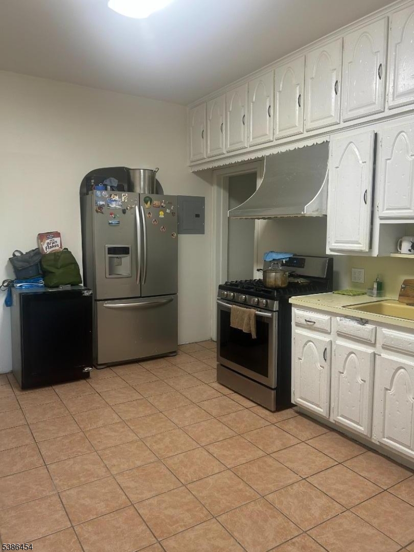 Silver Lake Station - Residential Income