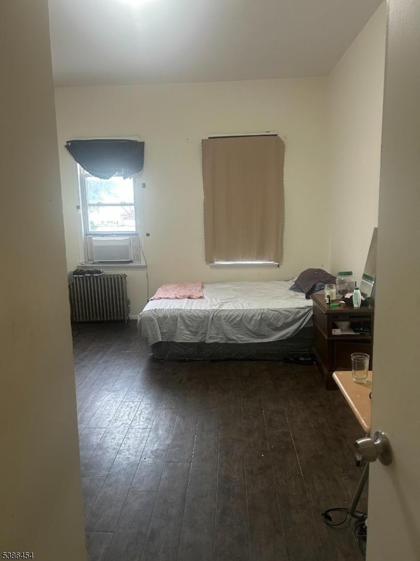 Silver Lake Station - Residential Income