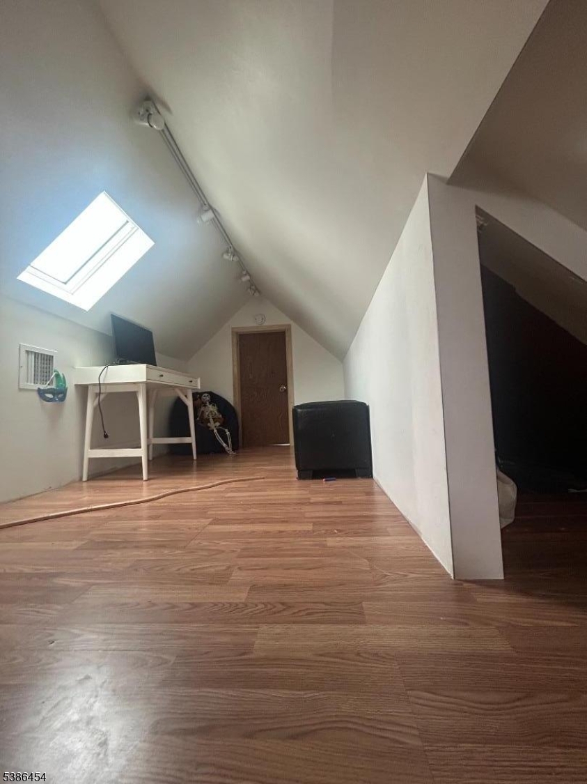 Silver Lake Station - Residential Income