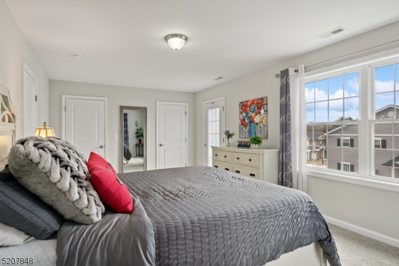 Clayton Square Phase 3 - Residential