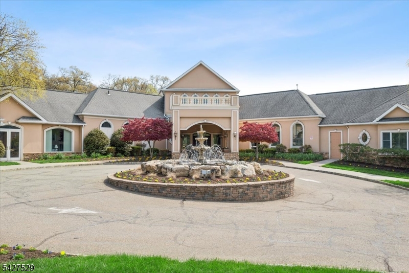 Fox Hills - Residential