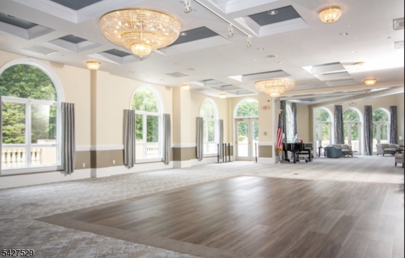 Fox Hills - Residential