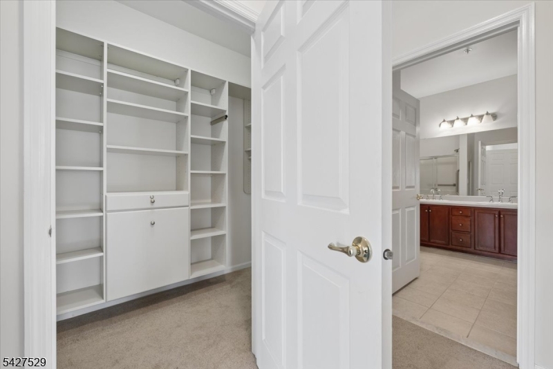 Fox Hills - Residential