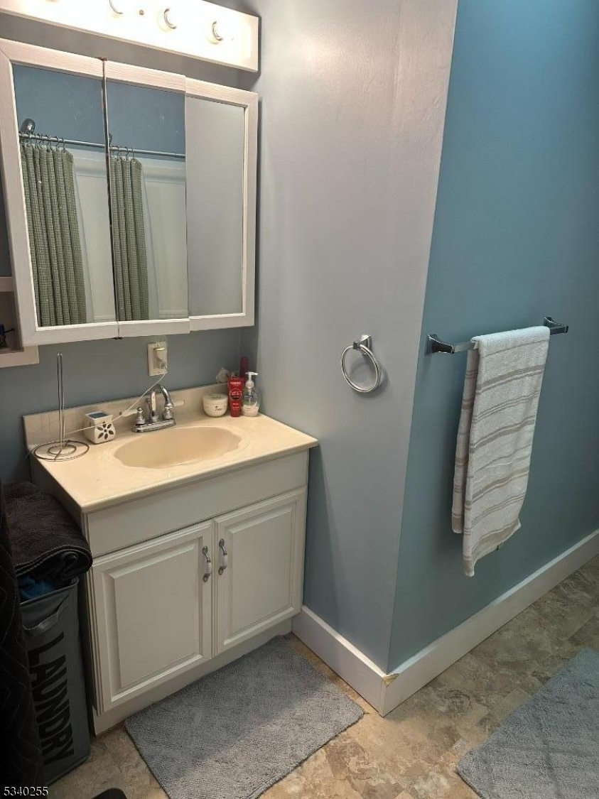 Washington Boro, New Jersey 07882, United States, 4 Bedrooms Bedrooms, ,2 BathroomsBathrooms,Residential,Active,80578