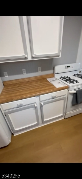 Washington Boro, New Jersey 07882, United States, 4 Bedrooms Bedrooms, ,2 BathroomsBathrooms,Residential,Active,80578