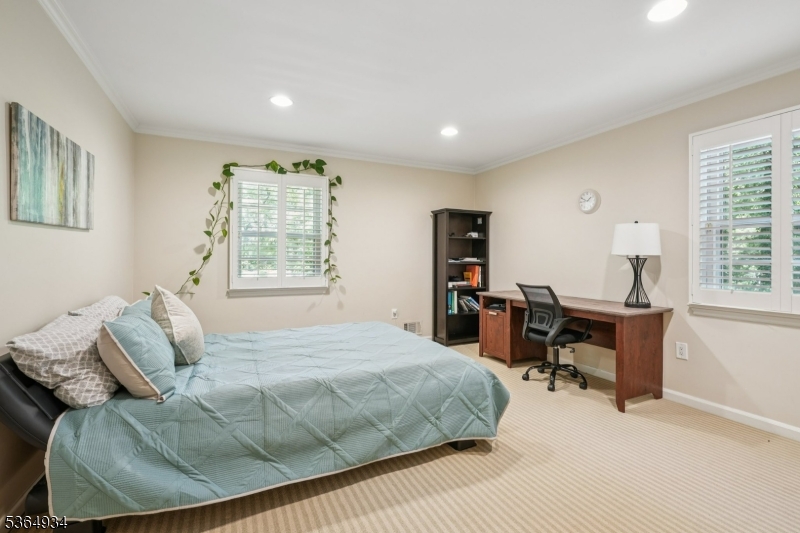 Short Hills , Deerfield - Residential