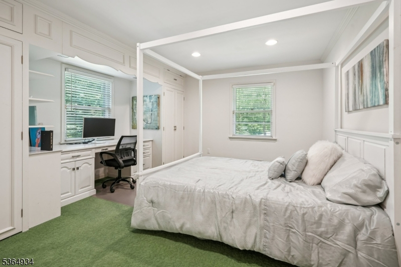 Short Hills , Deerfield - Residential