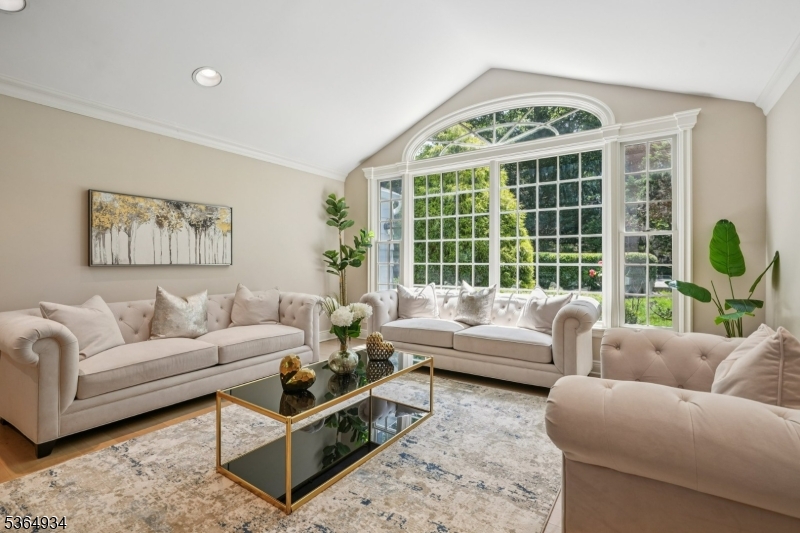 Short Hills , Deerfield - Residential