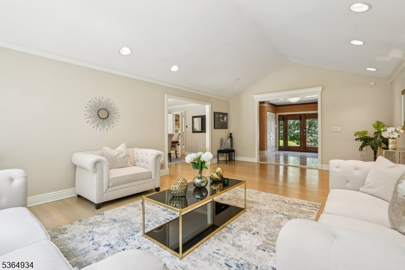 Short Hills , Deerfield - Residential