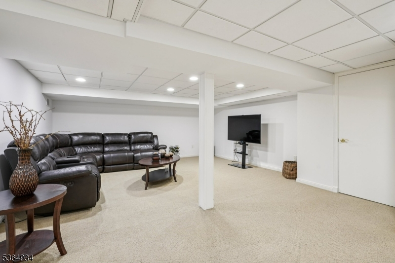 Short Hills , Deerfield - Residential