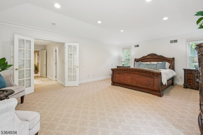 Short Hills , Deerfield - Residential