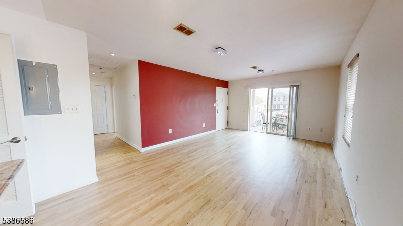 Route 1&9 - Residential