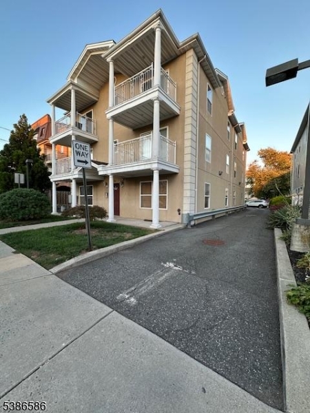 Route 1&9 - Residential