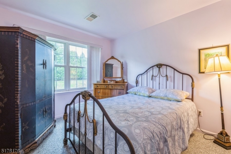 Lakeview Path - Residential