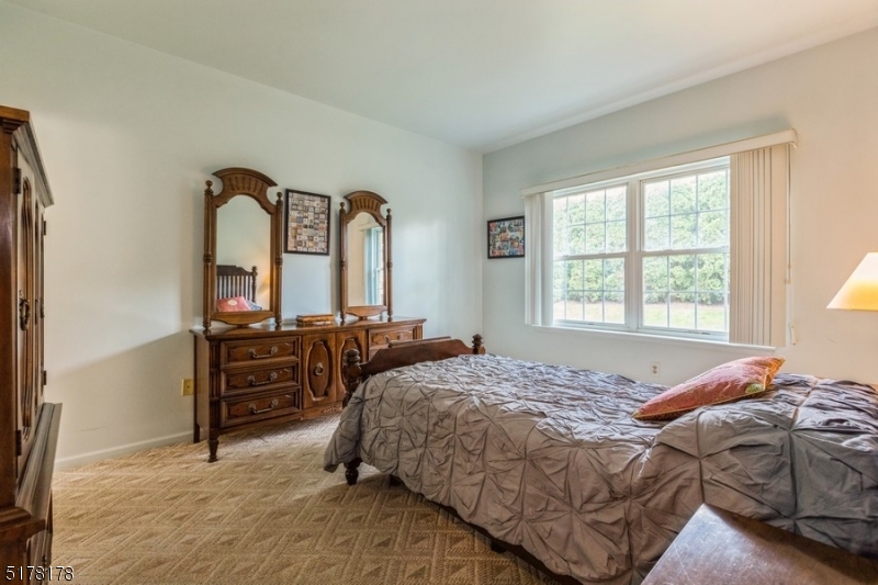 Lakeview Path - Residential