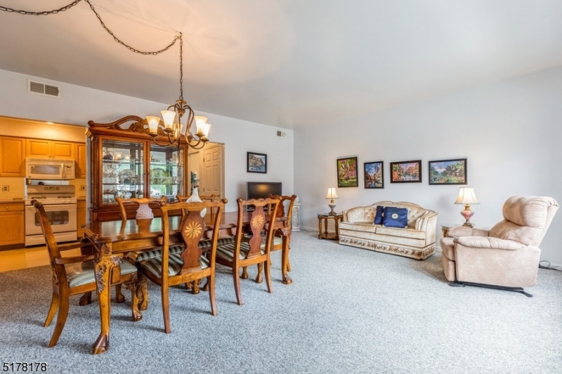 Lakeview Path - Residential