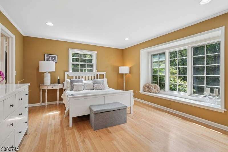 Oak Knoll - Residential