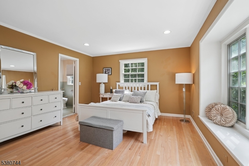 Oak Knoll - Residential